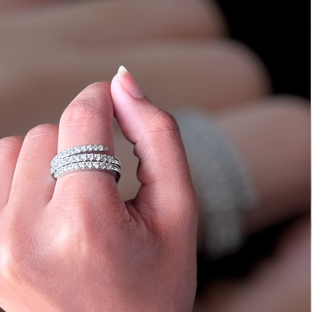 Zircon Round Silver Ring.