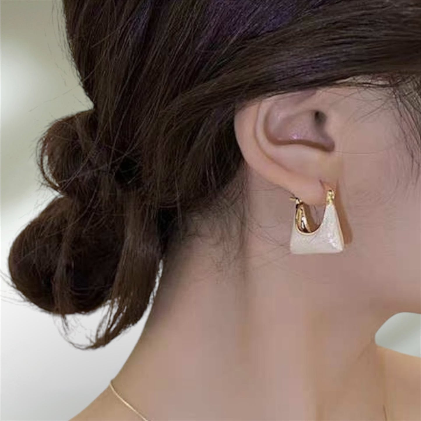 Baggy Earrings.